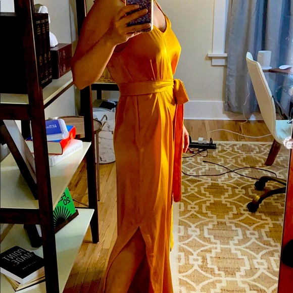 Beautiful designer jumpsuit. - Picture 6 of 9